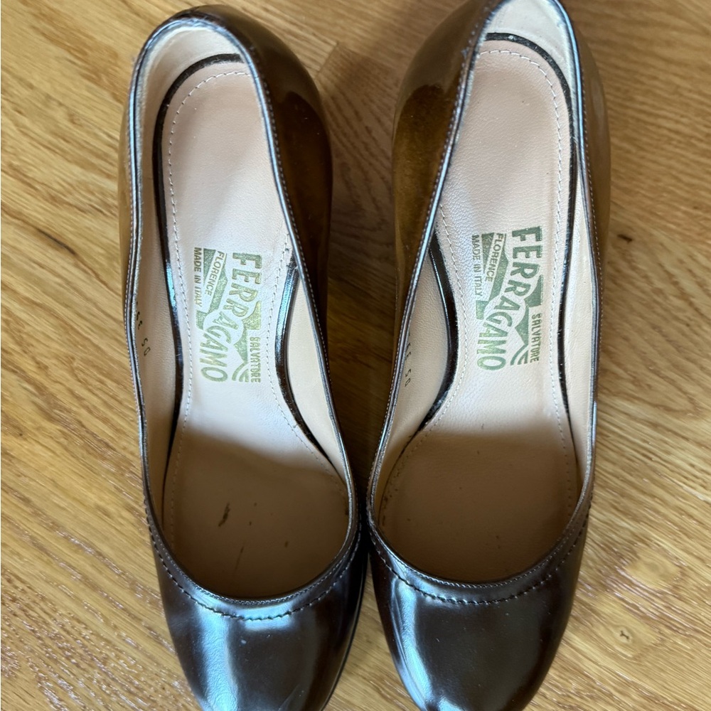 Salvatore Ferragamo Gradation Brown Heels Timeless Elegance